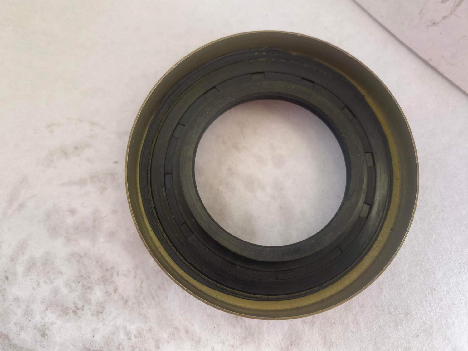 Oil Seal , For Isuzu Pinion , Bf2211-e0 , Corteco