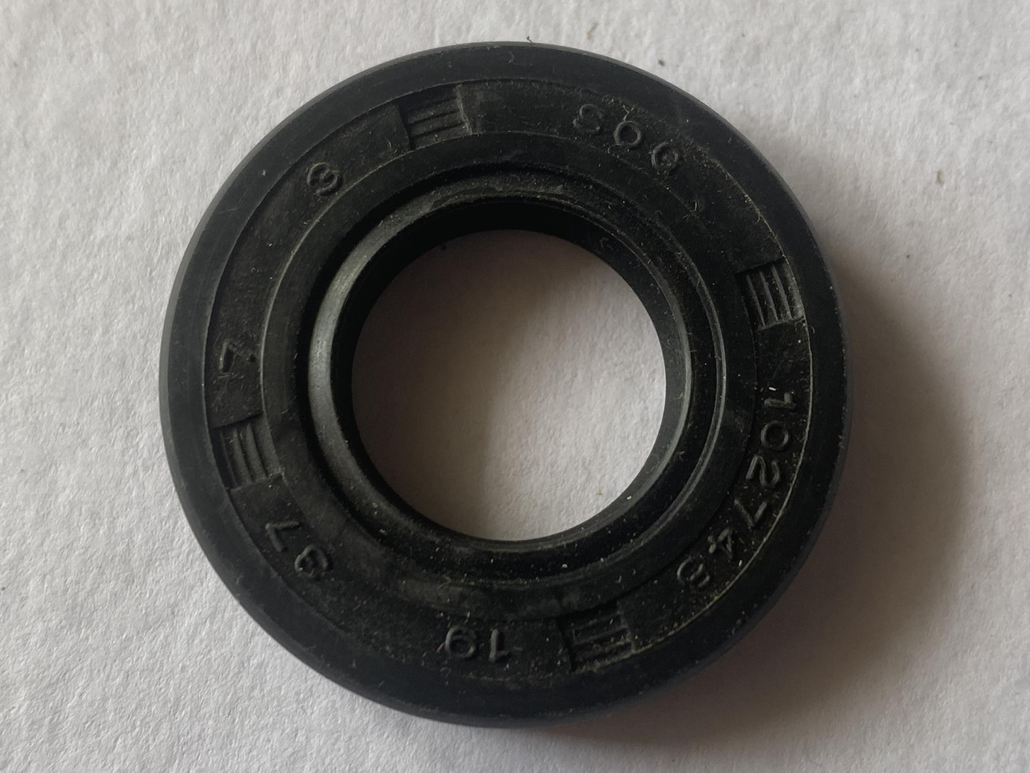 Oil Seal , For Input Shaft , 20x35x7 , Tak